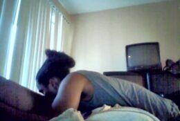 Leckt dicke Fotze schwarze Frau